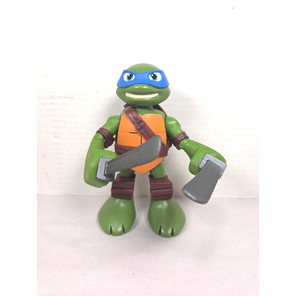 Leonardo Teenage Mutant Ninja Turtles 2014 Viacom Playmates 6" TMNT two swords